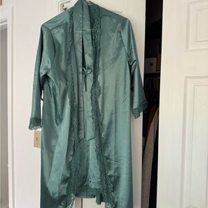 Elegant Teal Satin Robe with Lace Trim